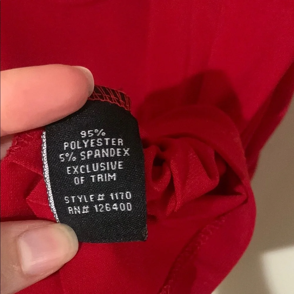 Antthony Red Cold Shoulder Top (S) - Picture 5 of 10